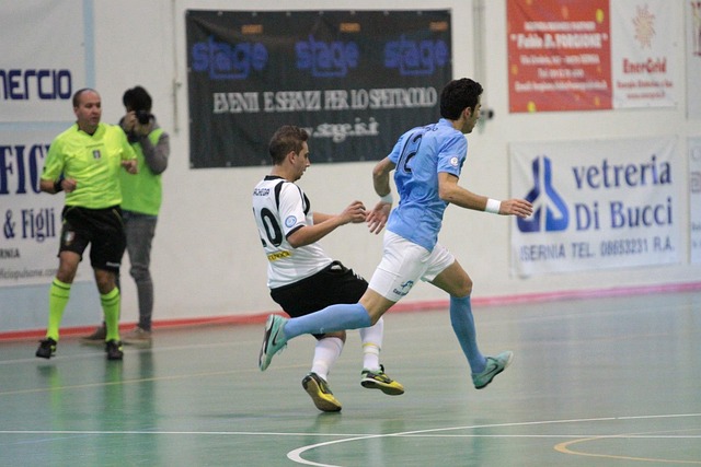 更是以其激 更是以其激