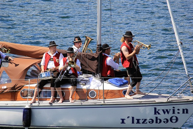 供坚实保障 供坚实保障